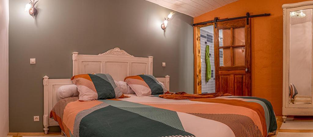 Hameau D'Hotes La Roseraie-Drome Condorcet Luaran gambar