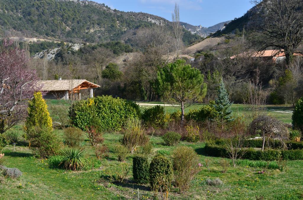 Hameau D'Hotes La Roseraie-Drome Condorcet Luaran gambar